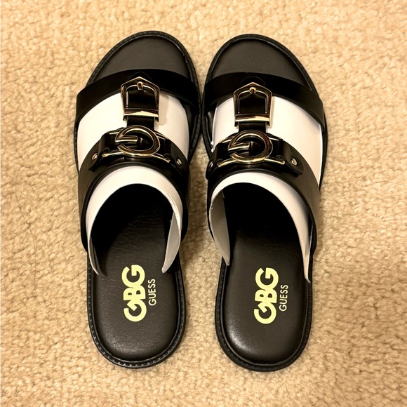 NIB GBG Guess Women’s Nazro Sandals Size 6M - Picture 4 of 10